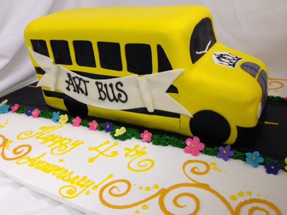 Cocomelon bus theme cake | Kids birthday party cake, Themed cakes, Wheels  on the bus