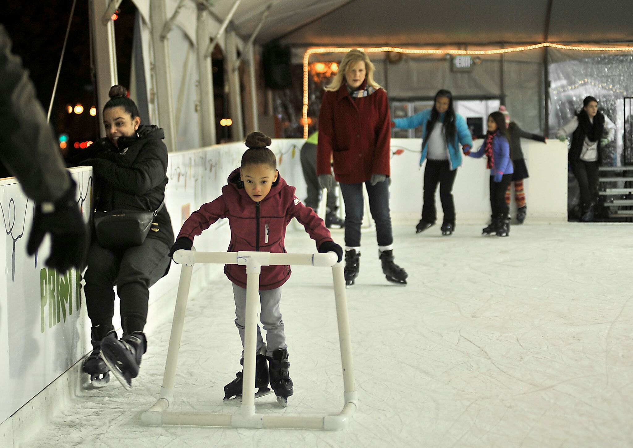 Ice Skating Gliders - SouthSoundTalk