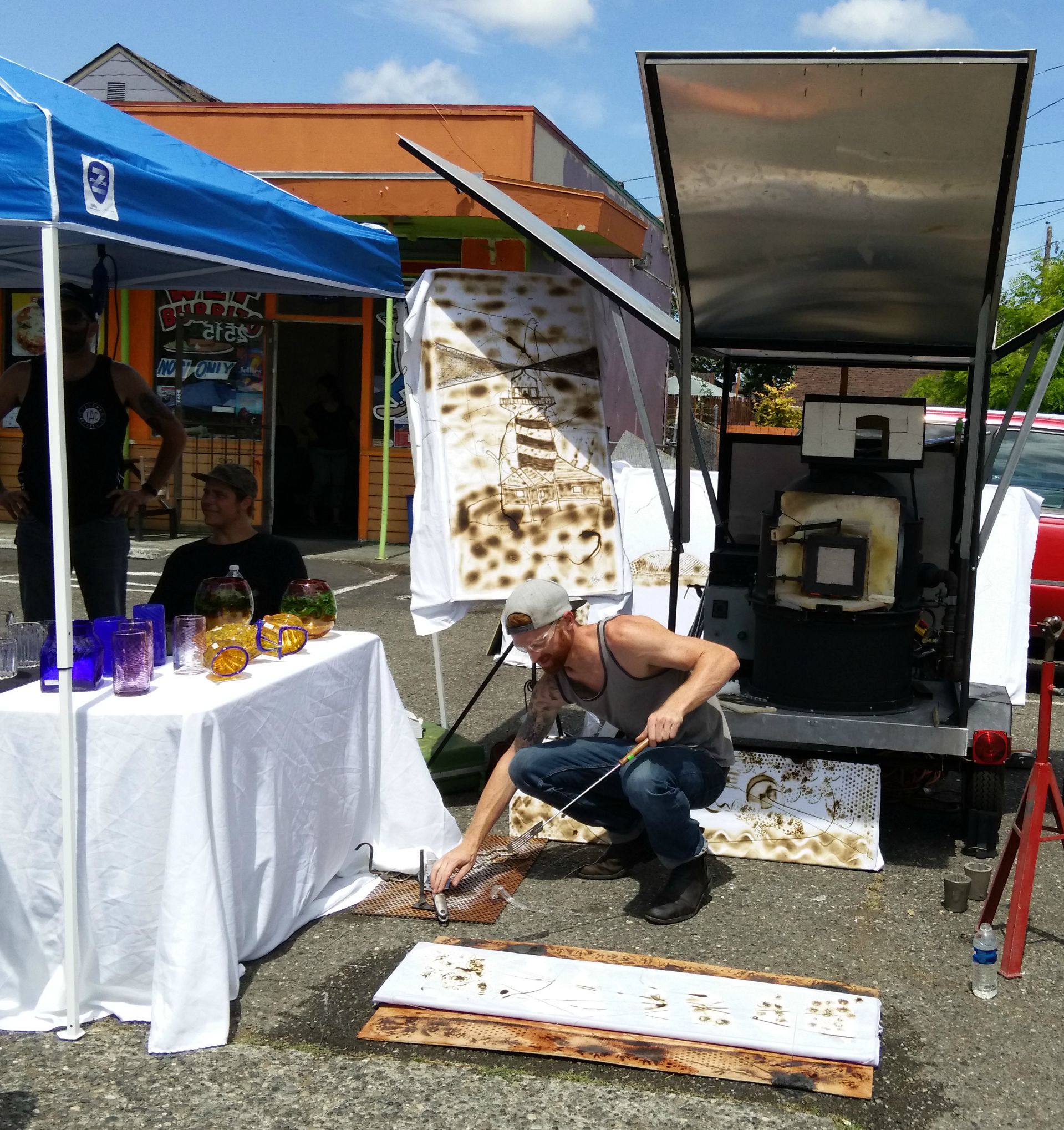 Art on the ave glass artist SouthSoundTalk