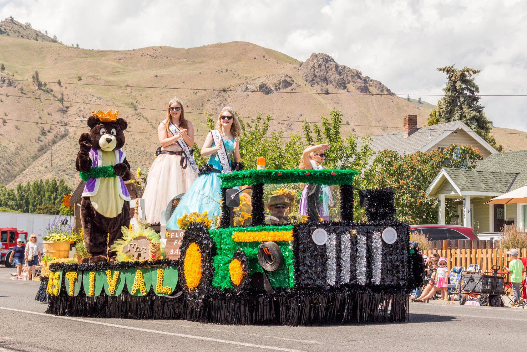 McCleary Bear Festival grand parade SouthSoundTalk